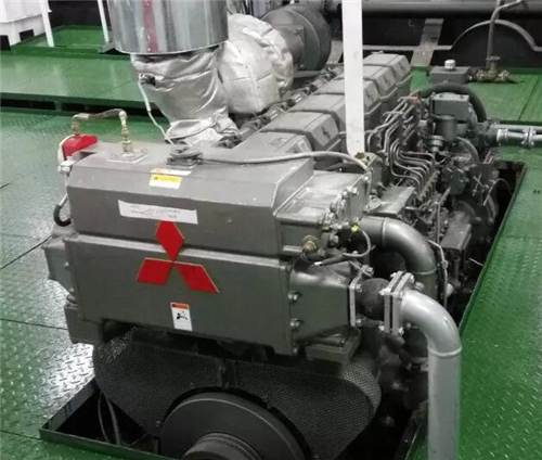 三菱S6R-PTA柴油發(fā)動(dòng)機(jī)活塞