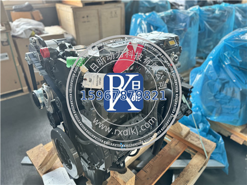 探秘珀金斯1104D-E44T發(fā)動機代理商：動力背后的關鍵力量