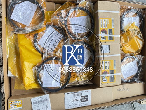 卡特彼勒950GC裝載機(jī)C7.1發(fā)動機(jī)維保全攻略：從日常養(yǎng)護(hù)到配件選購指南